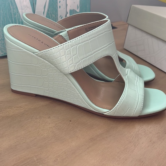 14th & Union wedge sandals - Picture 4 of 7